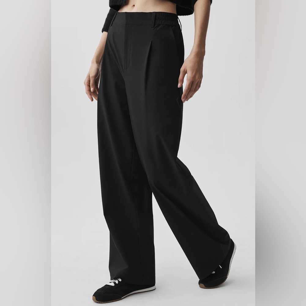 ALO Yoga High-Waist Pursuit Trouser Black size M